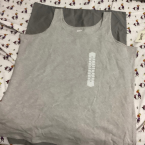 Old Navy Women’s Tank Top NWOT-Heather Gray - Picture 1 of 1